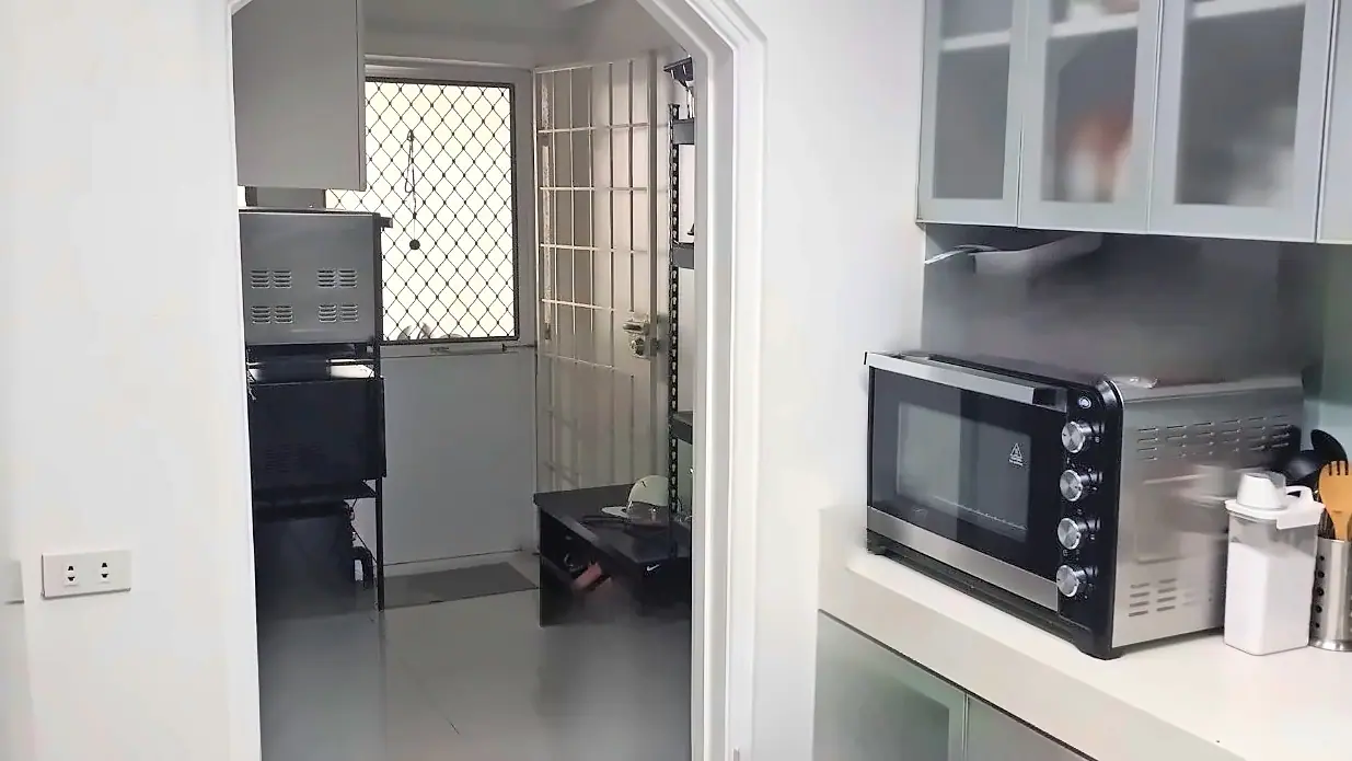 3BR Garden Unit Townhouse, Ayala Woodside Homes photo 2