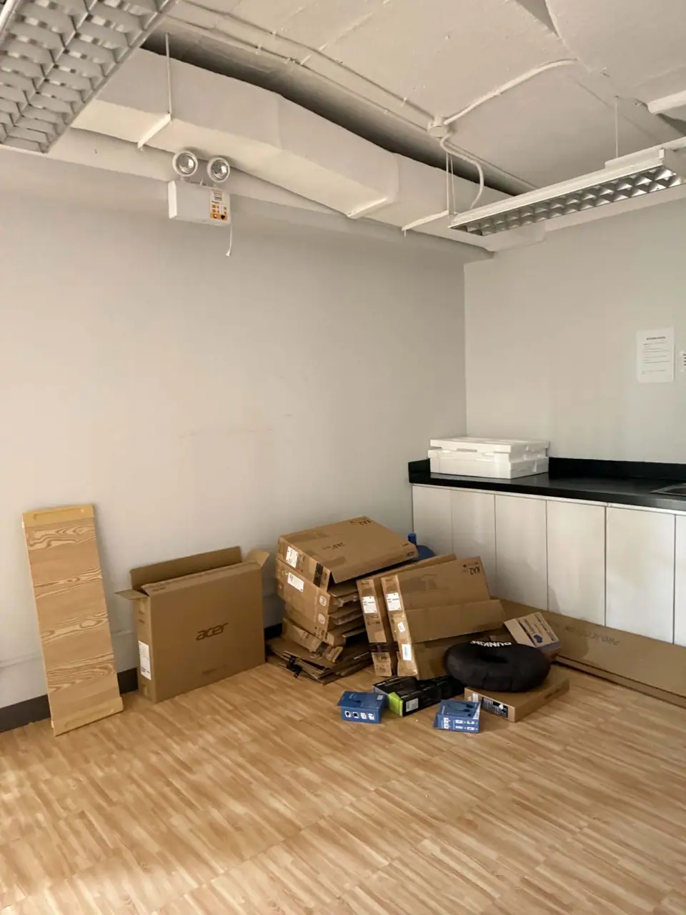 236 sqm Office for Lease, JMT Corporate Condominium photo 5